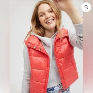 Aerie Offline Calypso Red Puffer Vest Button Snap Closure Pockets Womens Size M